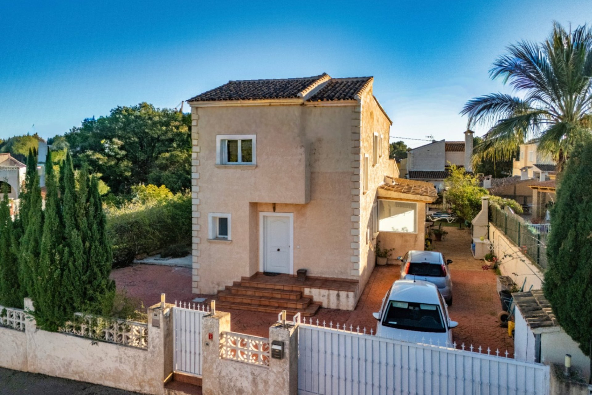 Herverkoop - Villa -
La Nucía