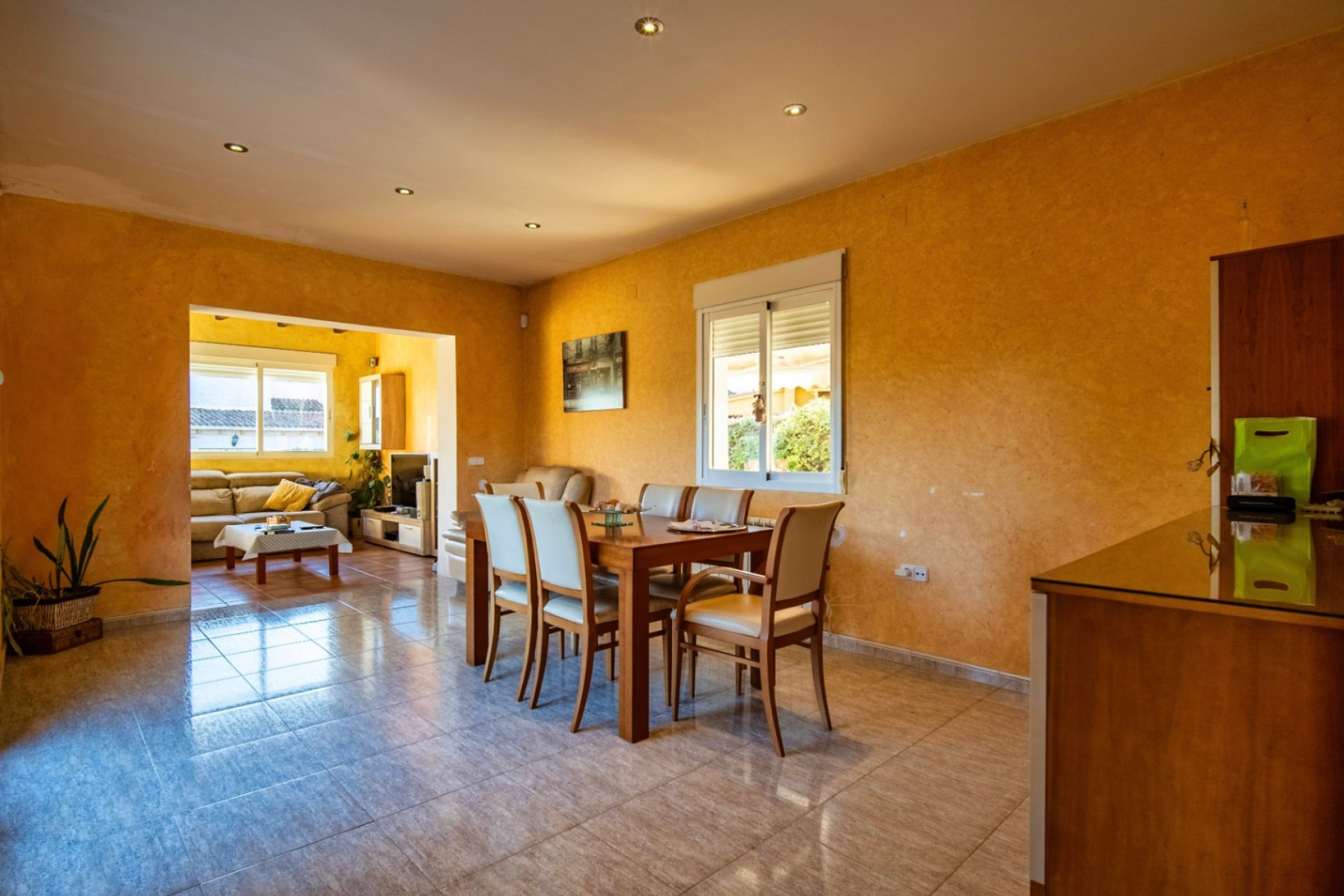 Herverkoop - Villa -
La Nucía