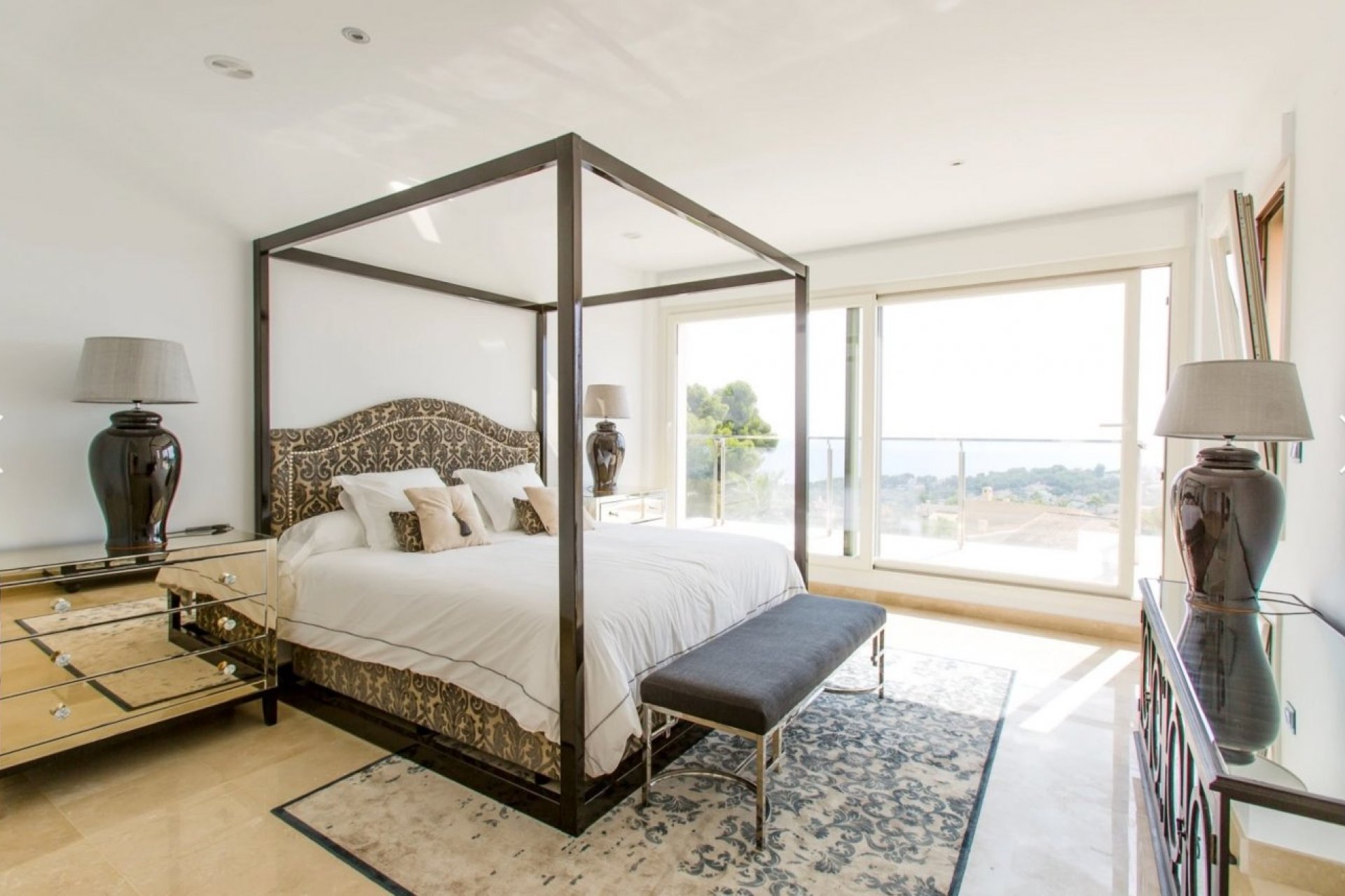 Herverkoop - Villa -
Moraira