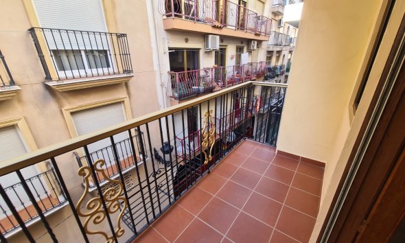 Immeuble - Revente -
            Benidorm - 3728