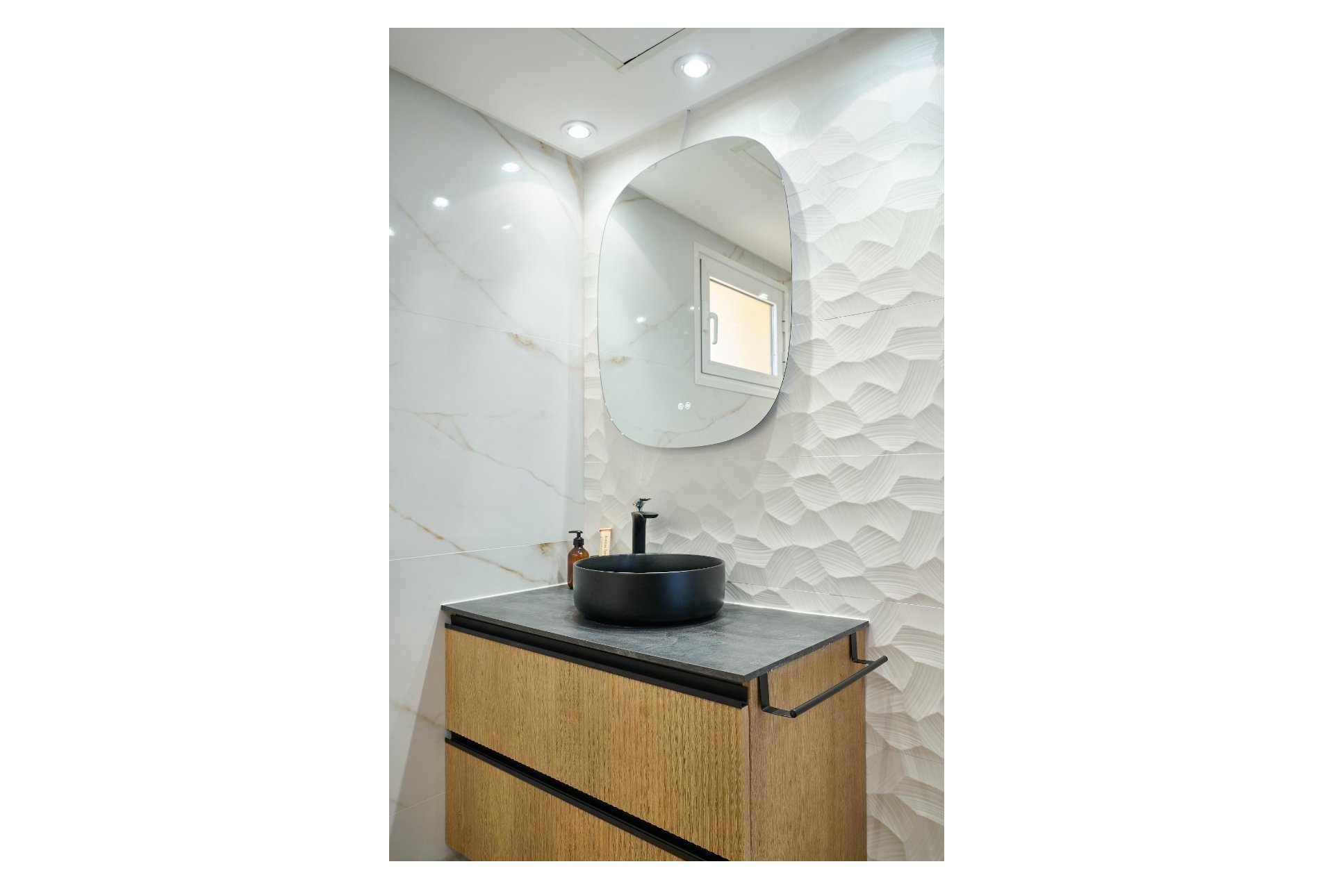 Location à court terme - Appartement -
Albir