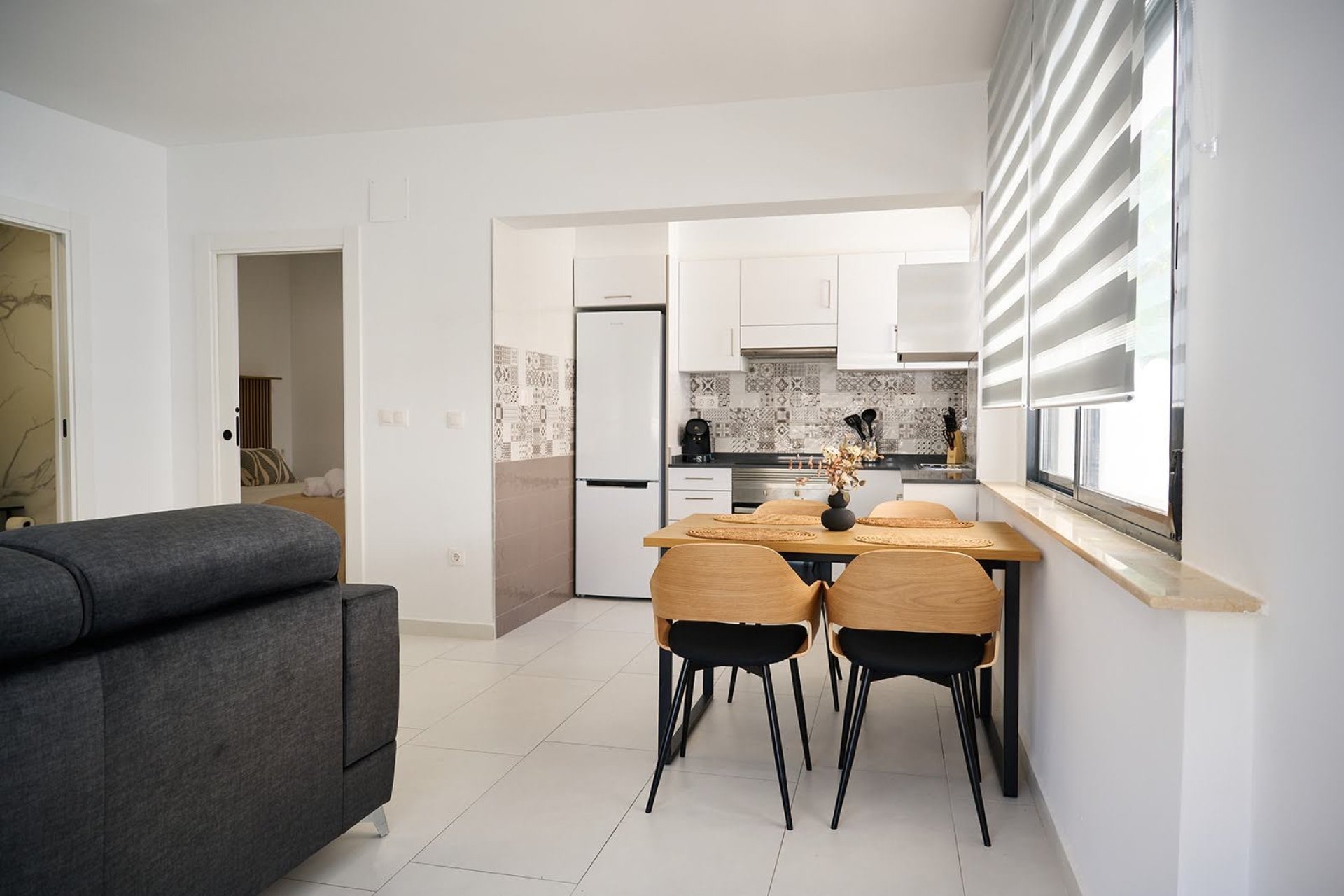 Location à court terme - Appartement -
Albir