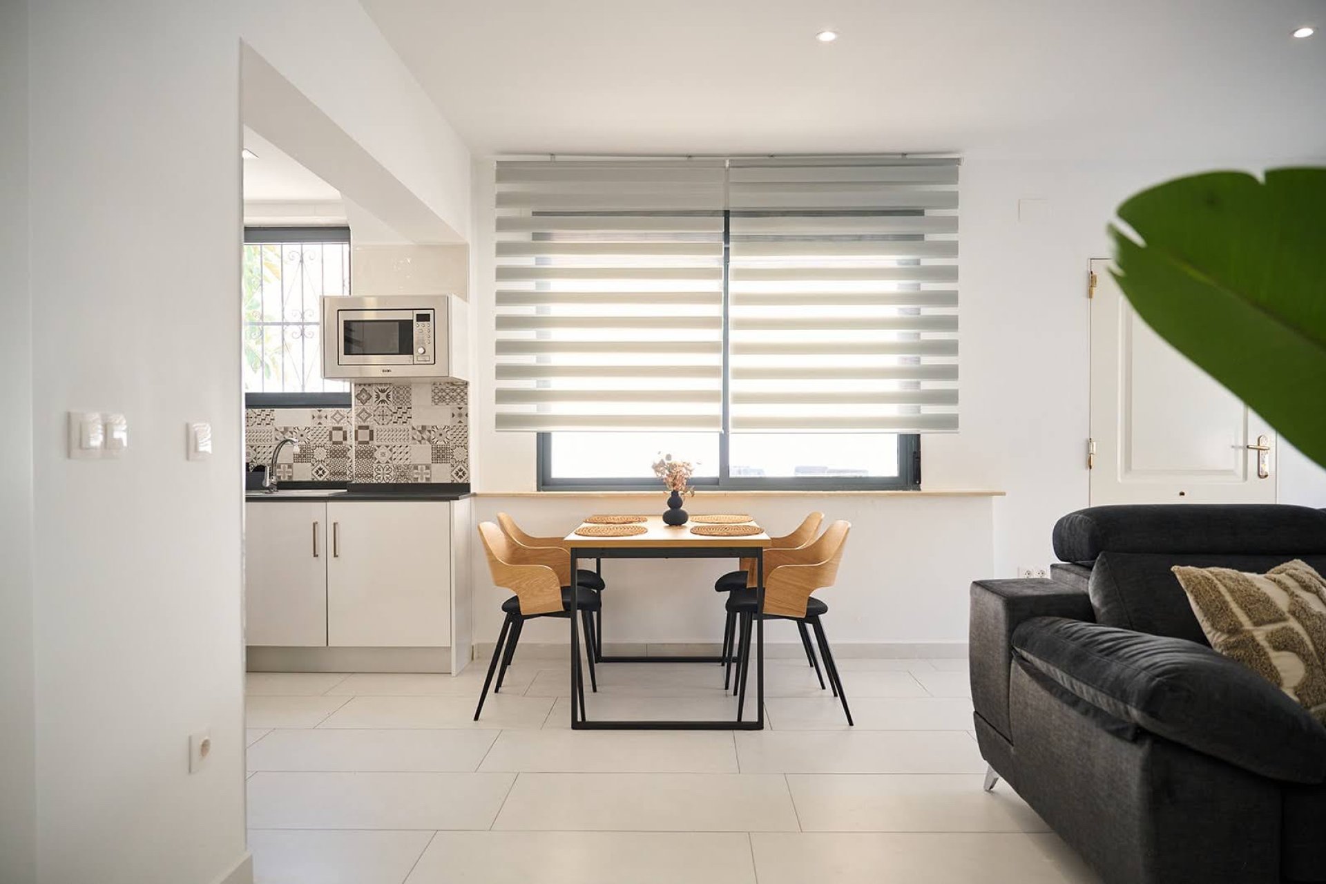 Location à court terme - Appartement -
Albir