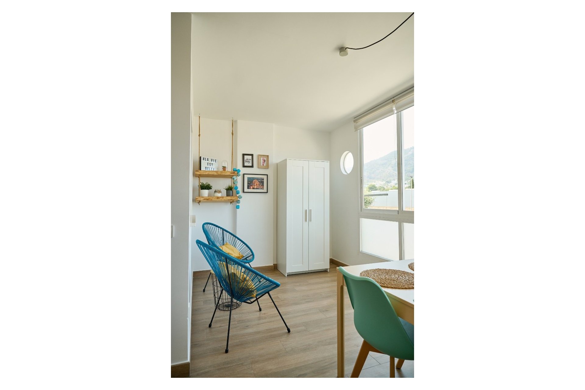 Location à court terme - Appartement -
Albir