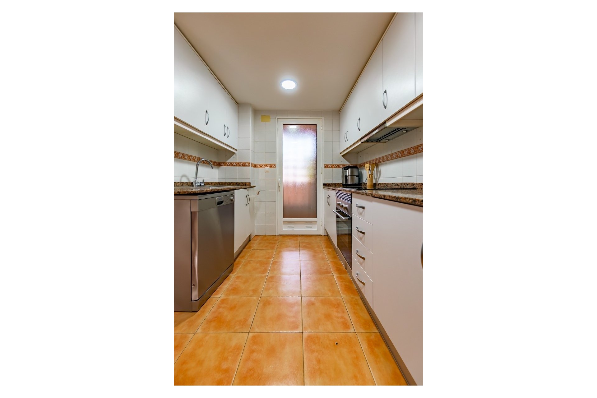 Location à court terme - Appartement -
Albir