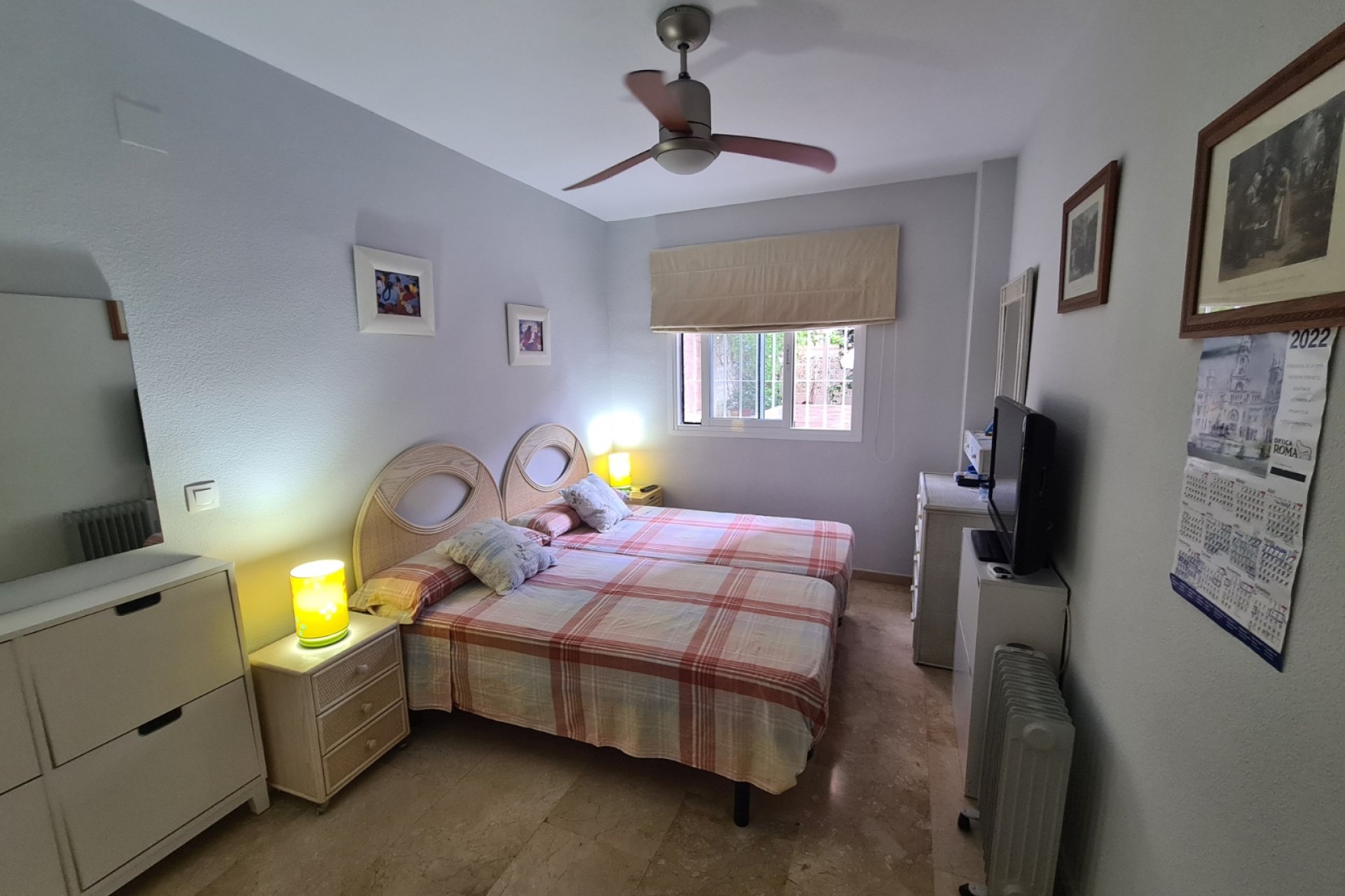 Location à court terme - Appartement -
Albir