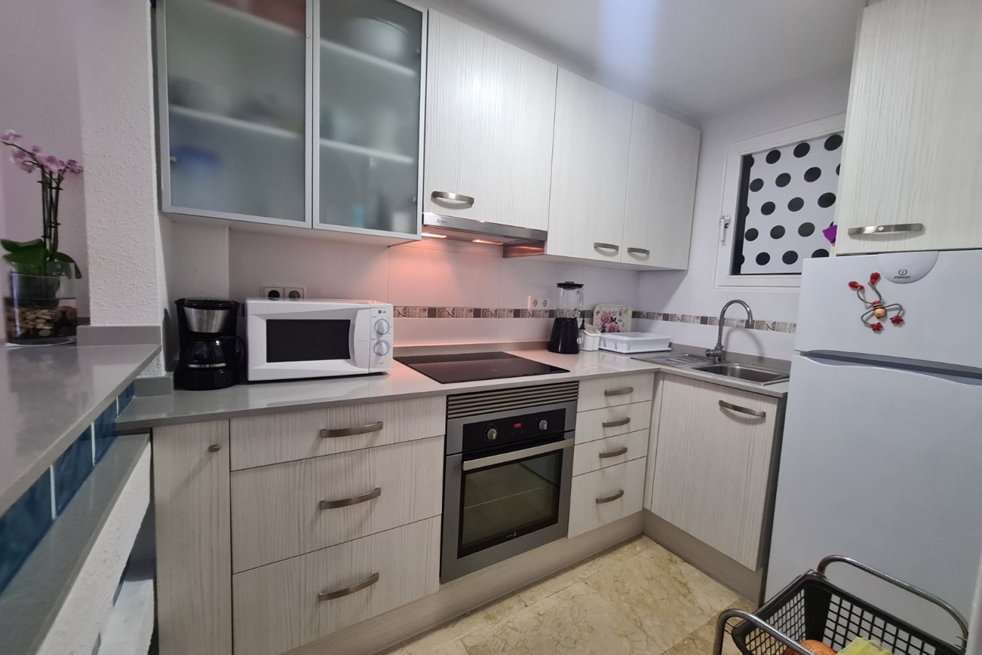 Location à court terme - Appartement -
Albir