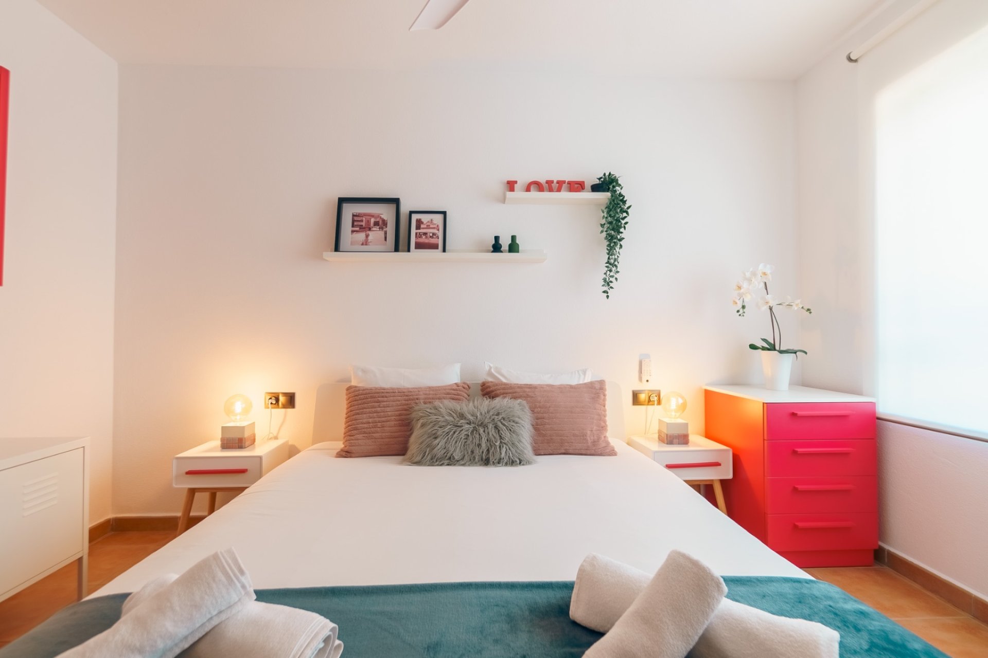 Location à court terme - Appartement -
Albir