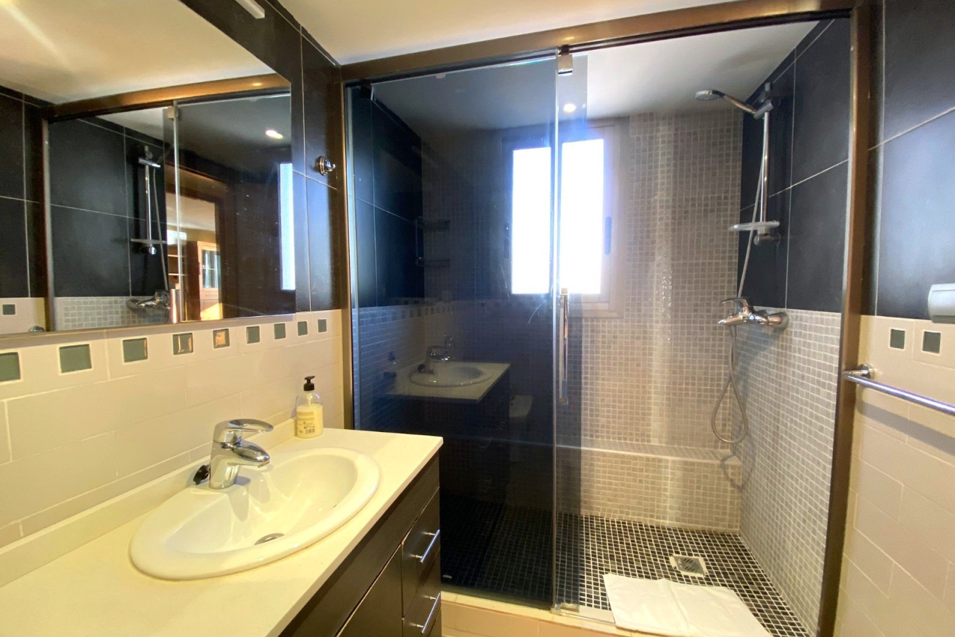 Location à court terme - Appartement -
Benidorm - Levante