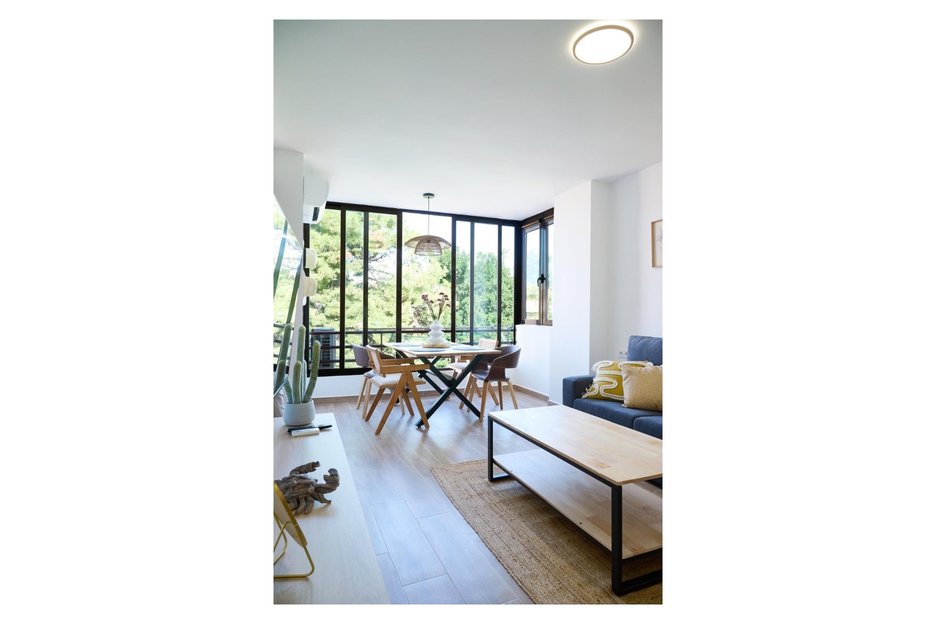 Location à long terme - Appartement -
Albir