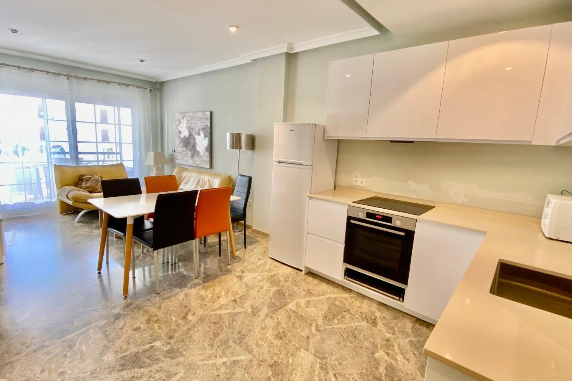 Location à long terme - Appartement -
Albir