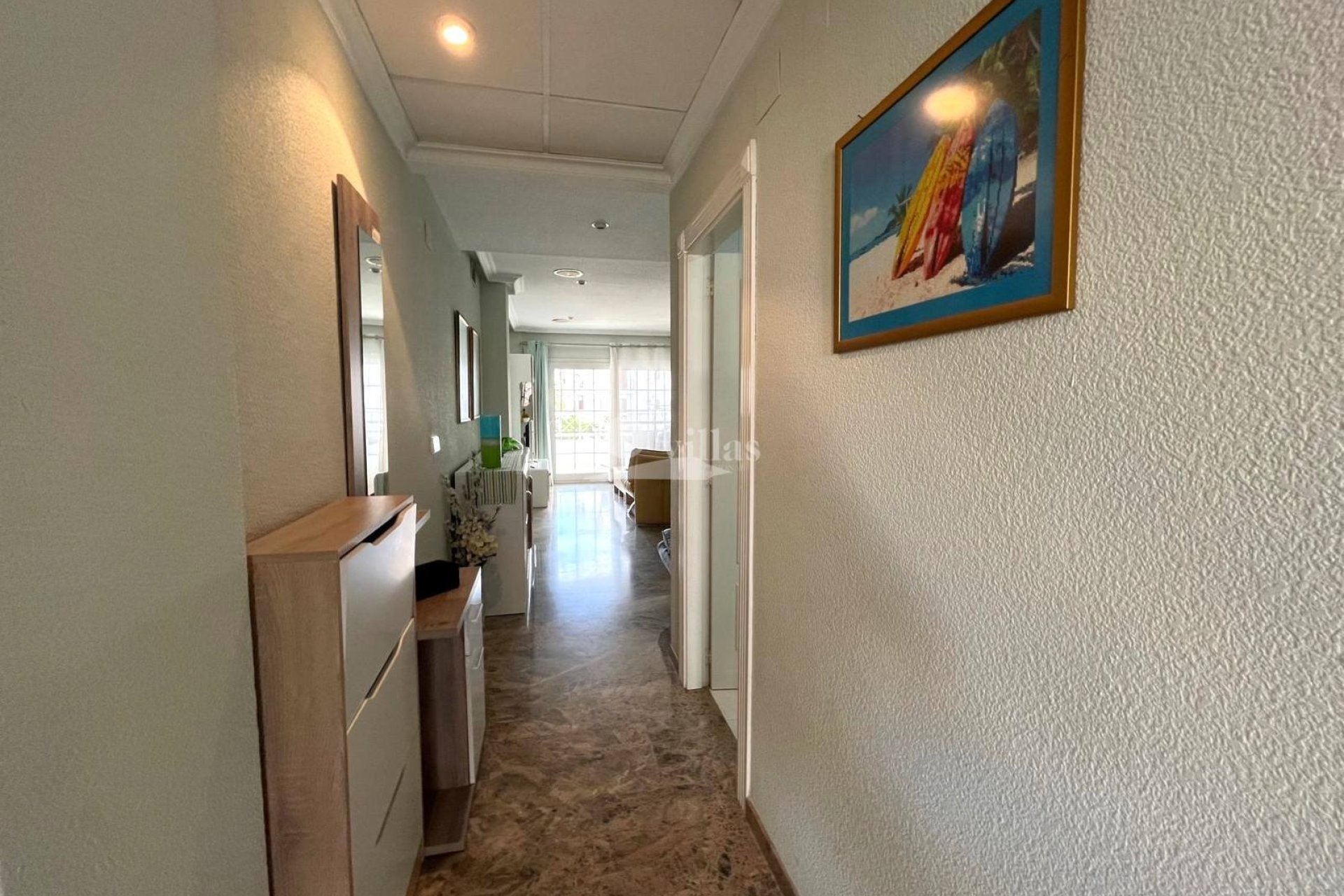 Location à long terme - Appartement -
Albir