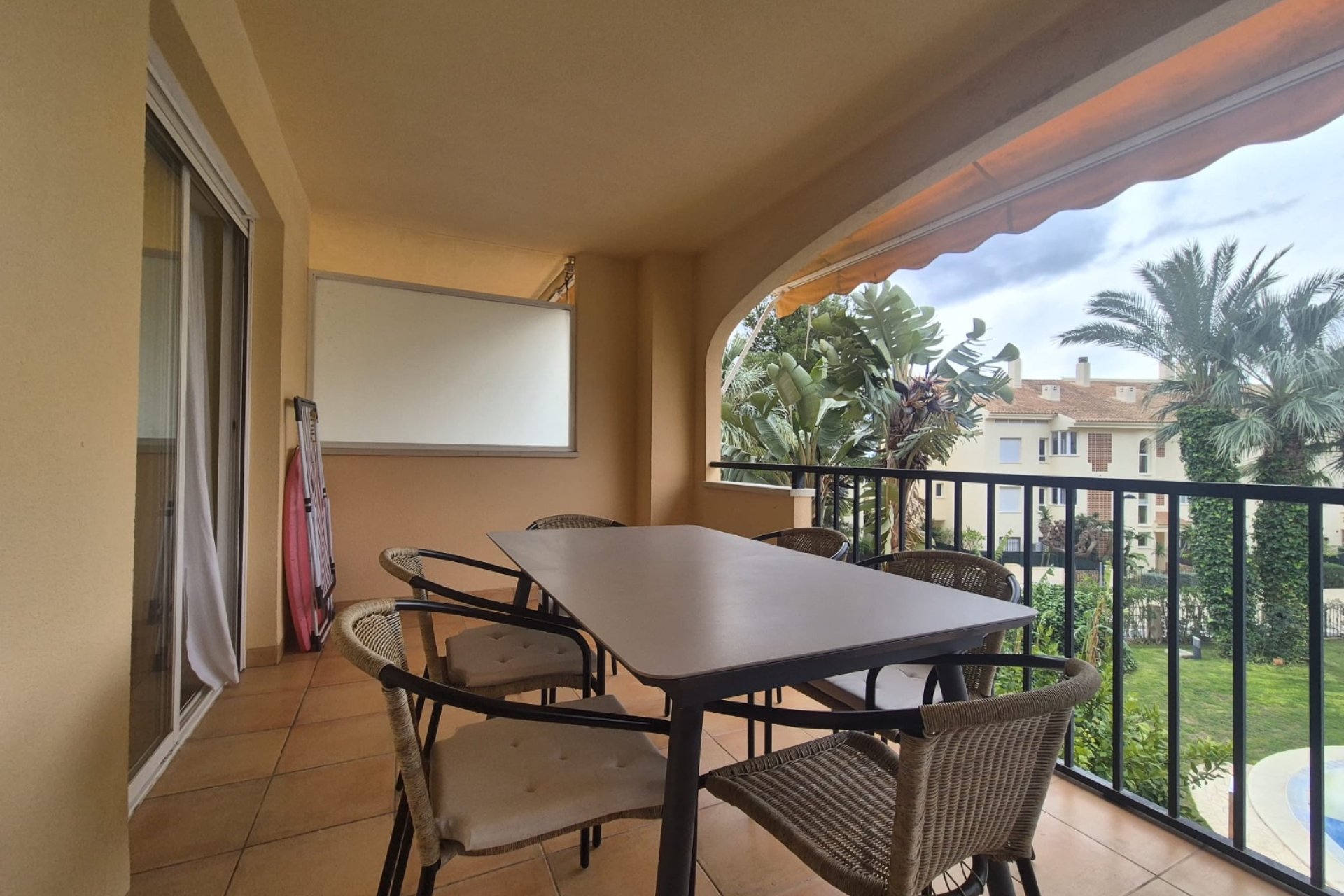 Location à long terme - Appartement -
Altea