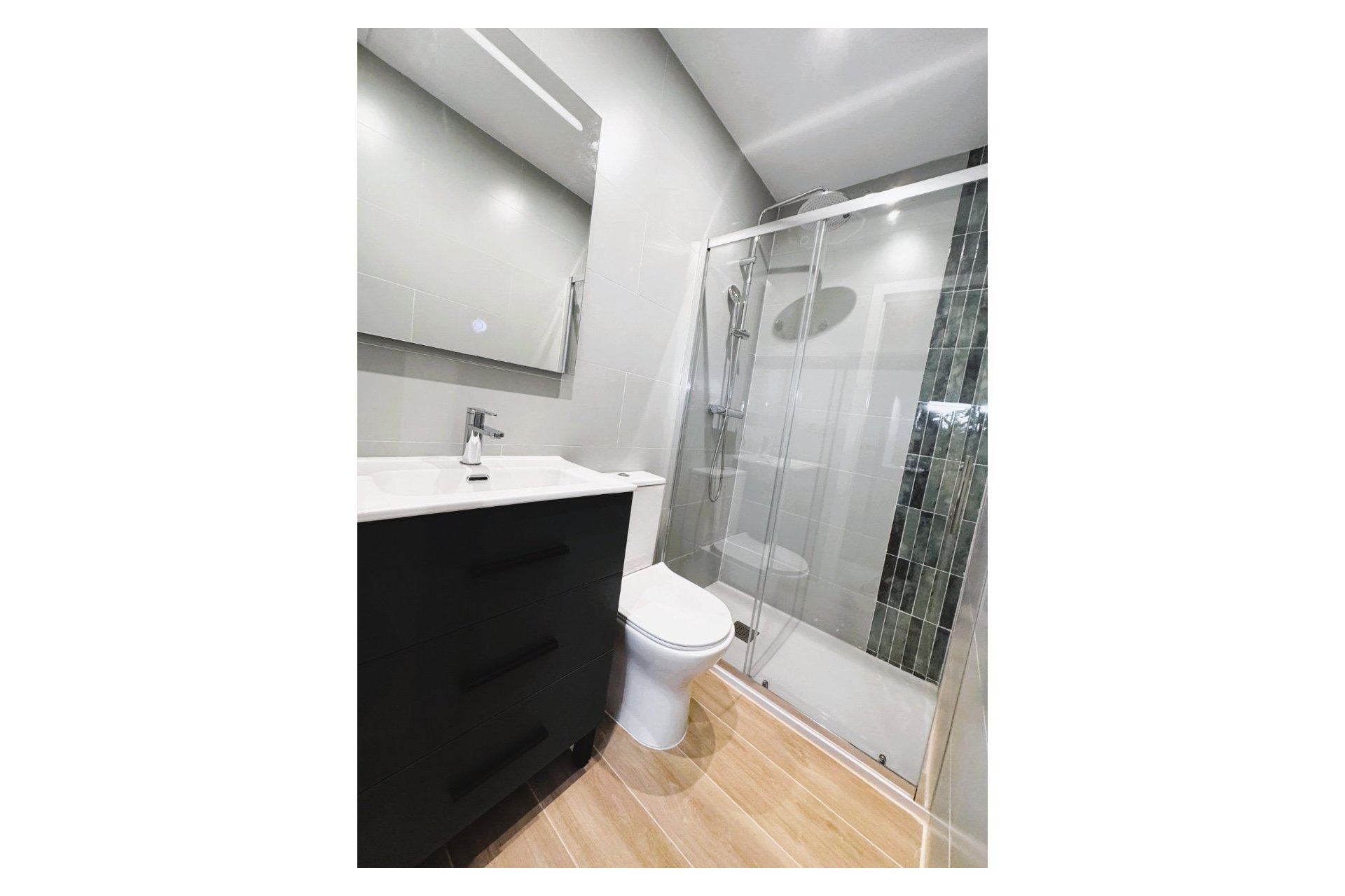 Location à long terme - Appartement -
Benidorm