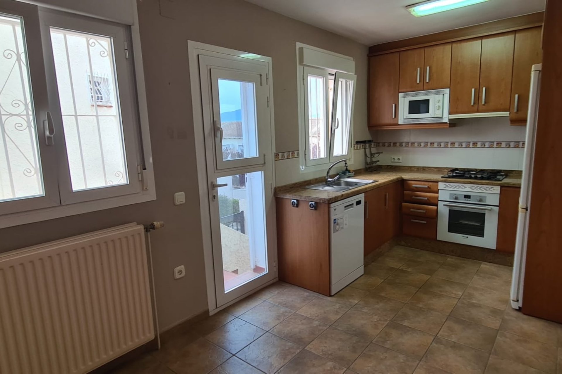 Location à long terme - Bungalow -
Albir