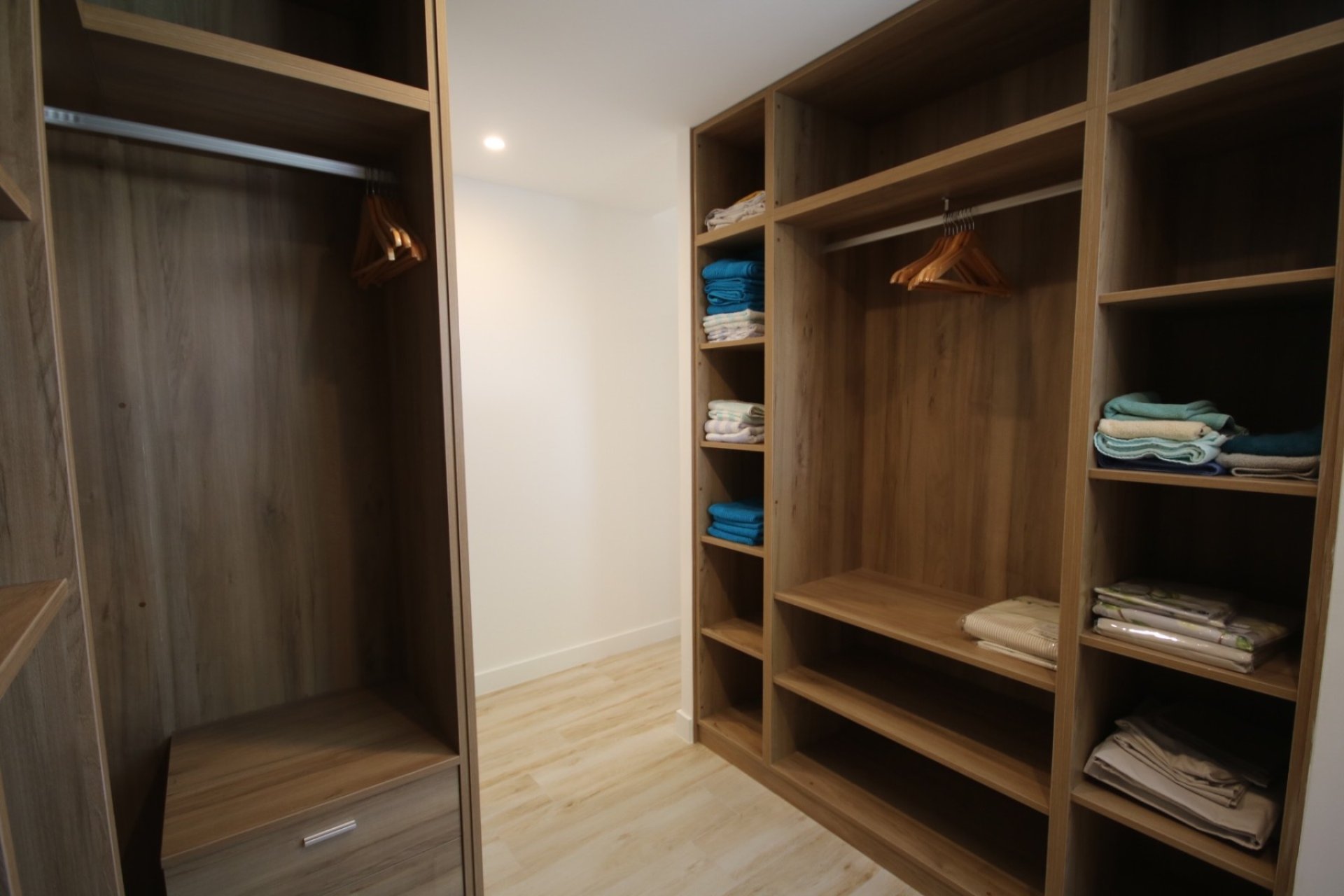 Location à long terme -  Chalet / Villa -
Albir