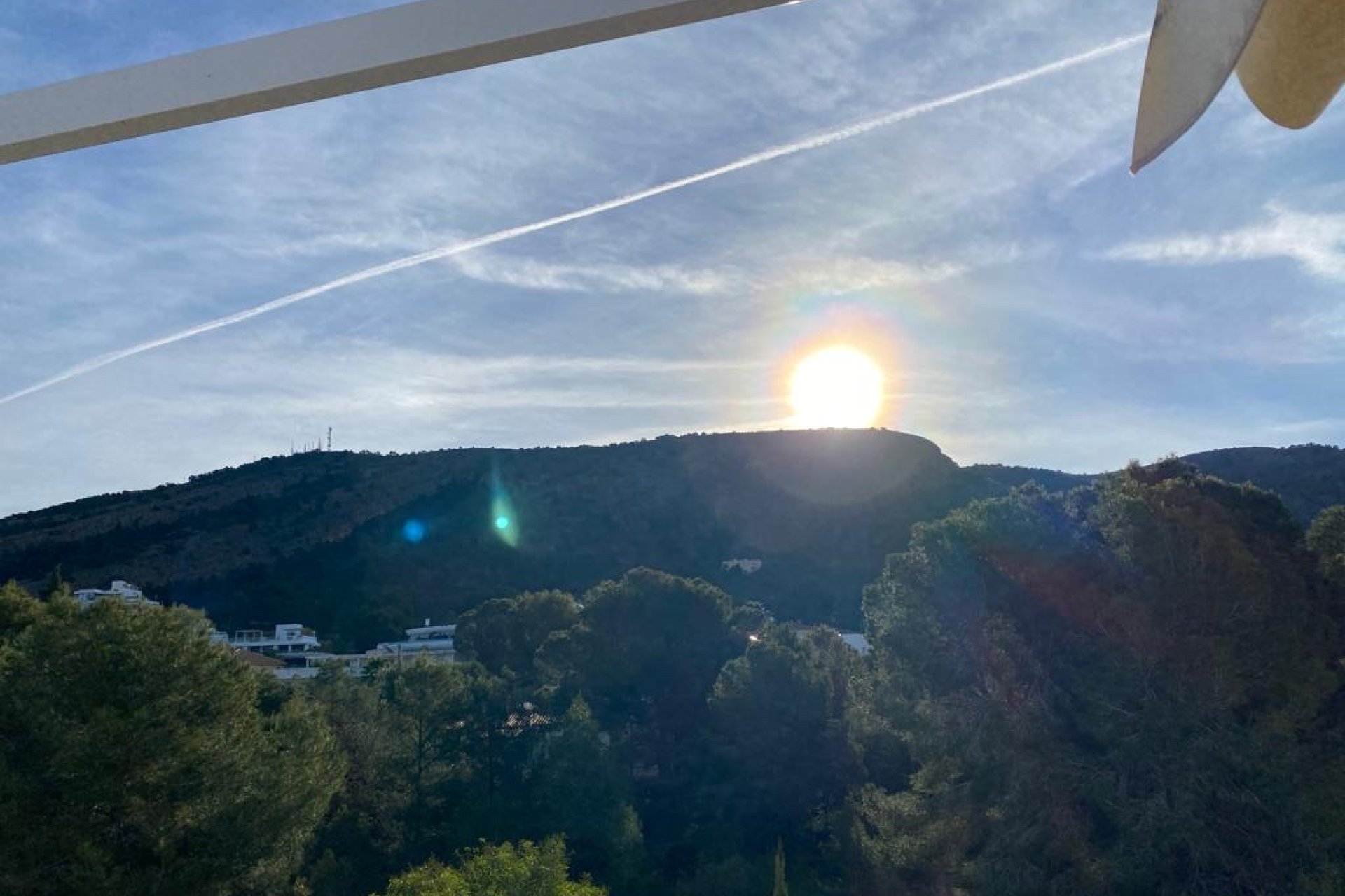 Location à long terme - Maison mitoyenne -
Albir