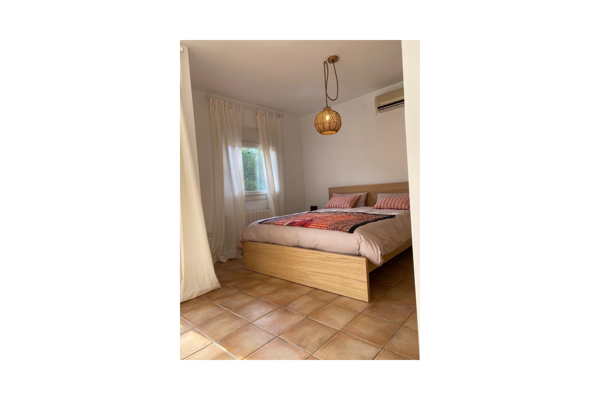 Location à long terme - Maison mitoyenne -
Albir