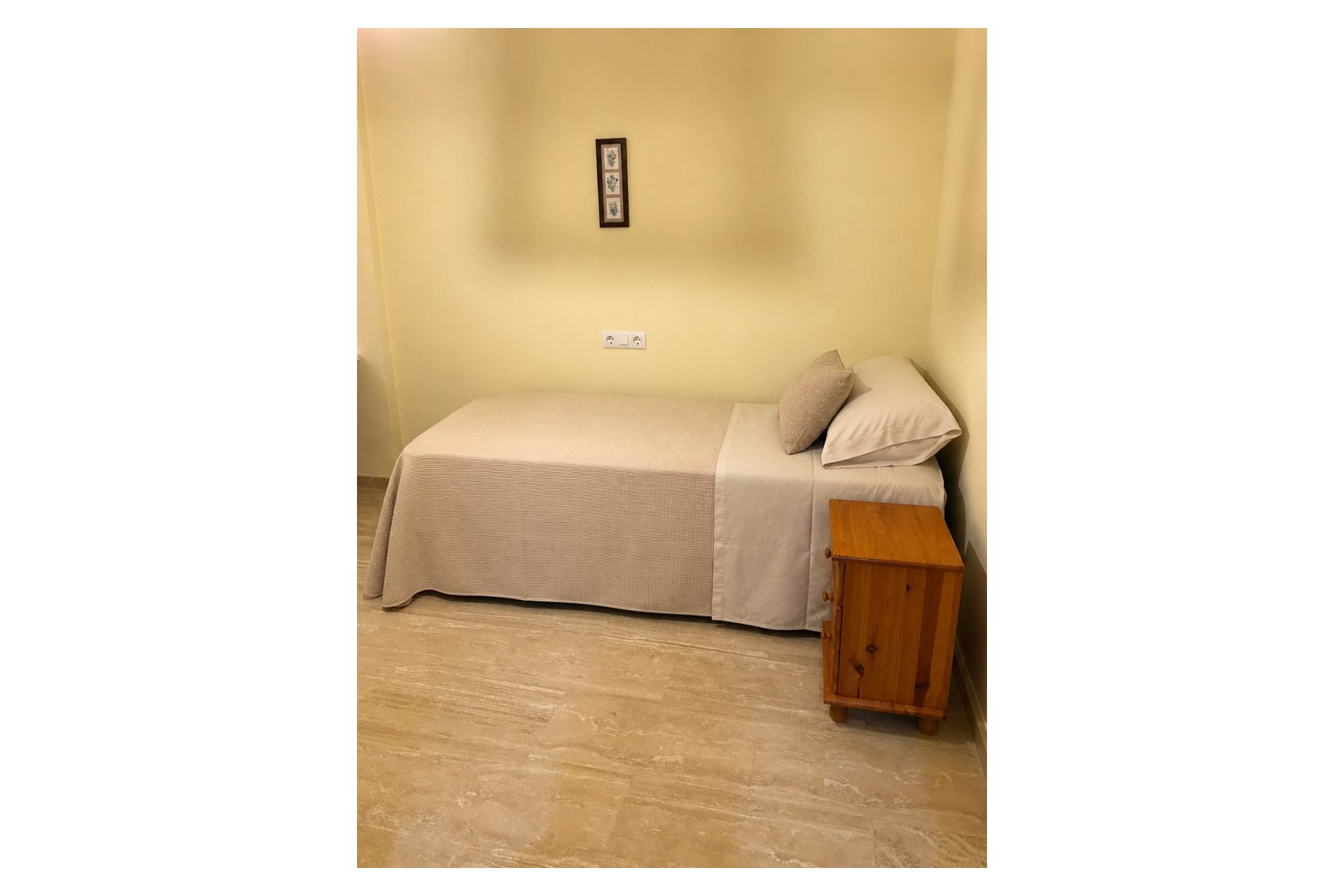 Long Term Rental - Apartment / Flat -
Albir