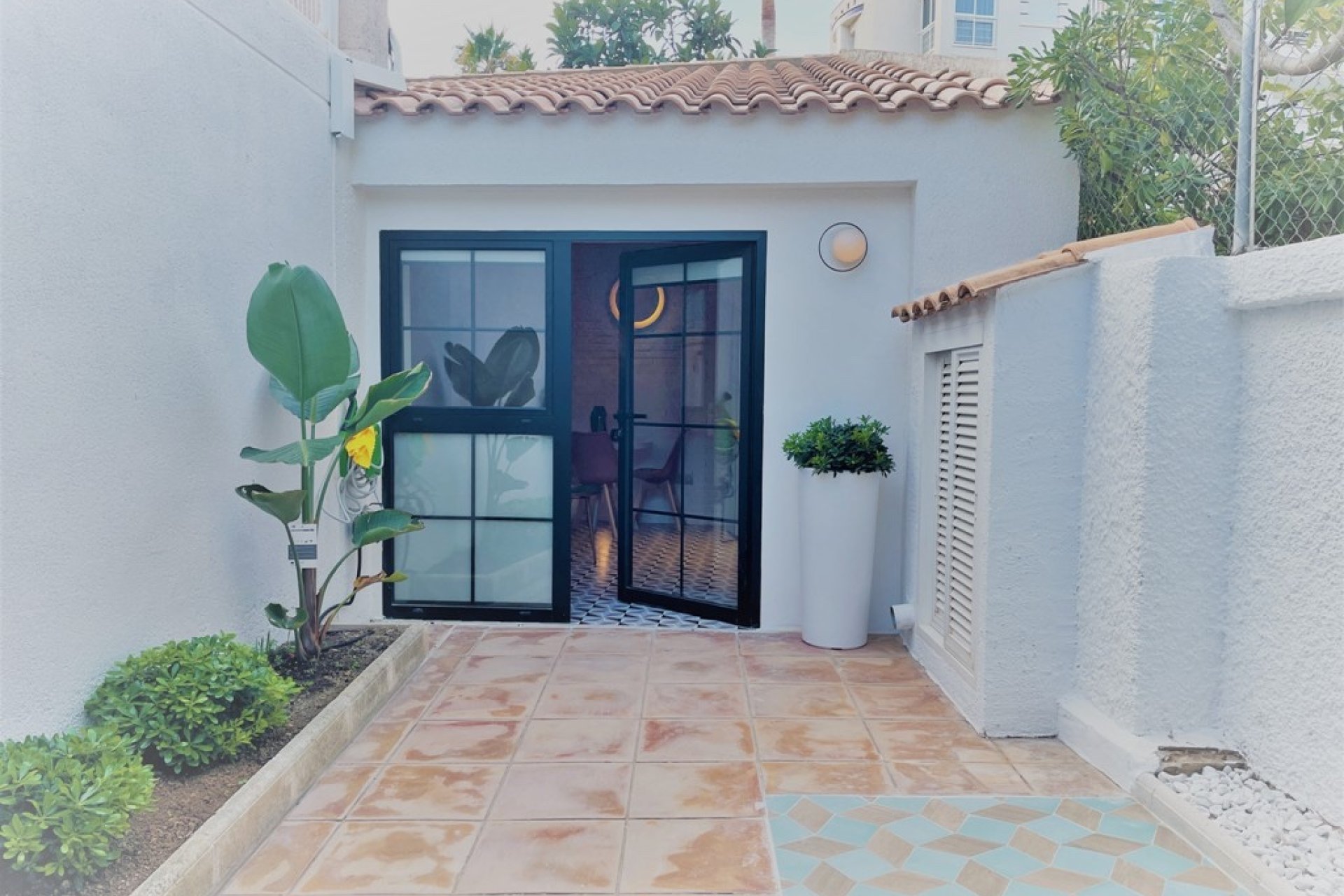 Long Term Rental - Study -
Albir