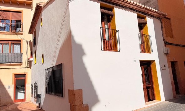 Maison de village - Revente - La Nucía -
                La Nucía