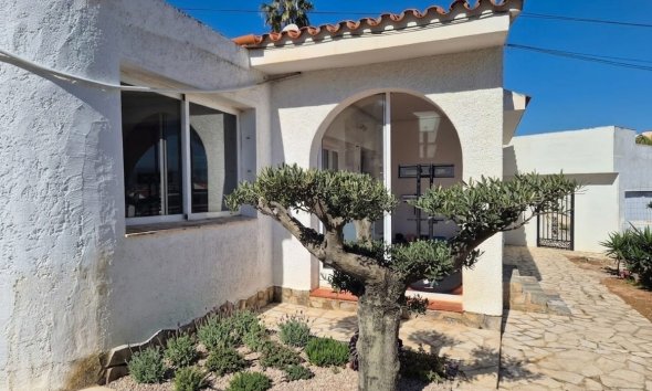 Maison mitoyenne - Revente -
            Albir - 4055