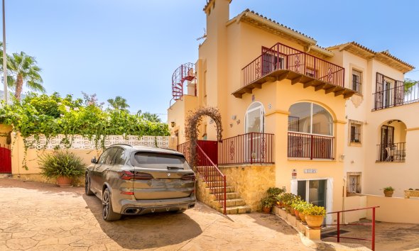 Maison mitoyenne - Revente - Albir -
                Albir