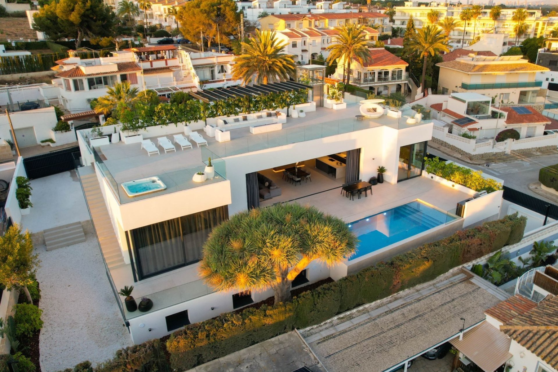 New Build -  Chalet / Villa -
Albir