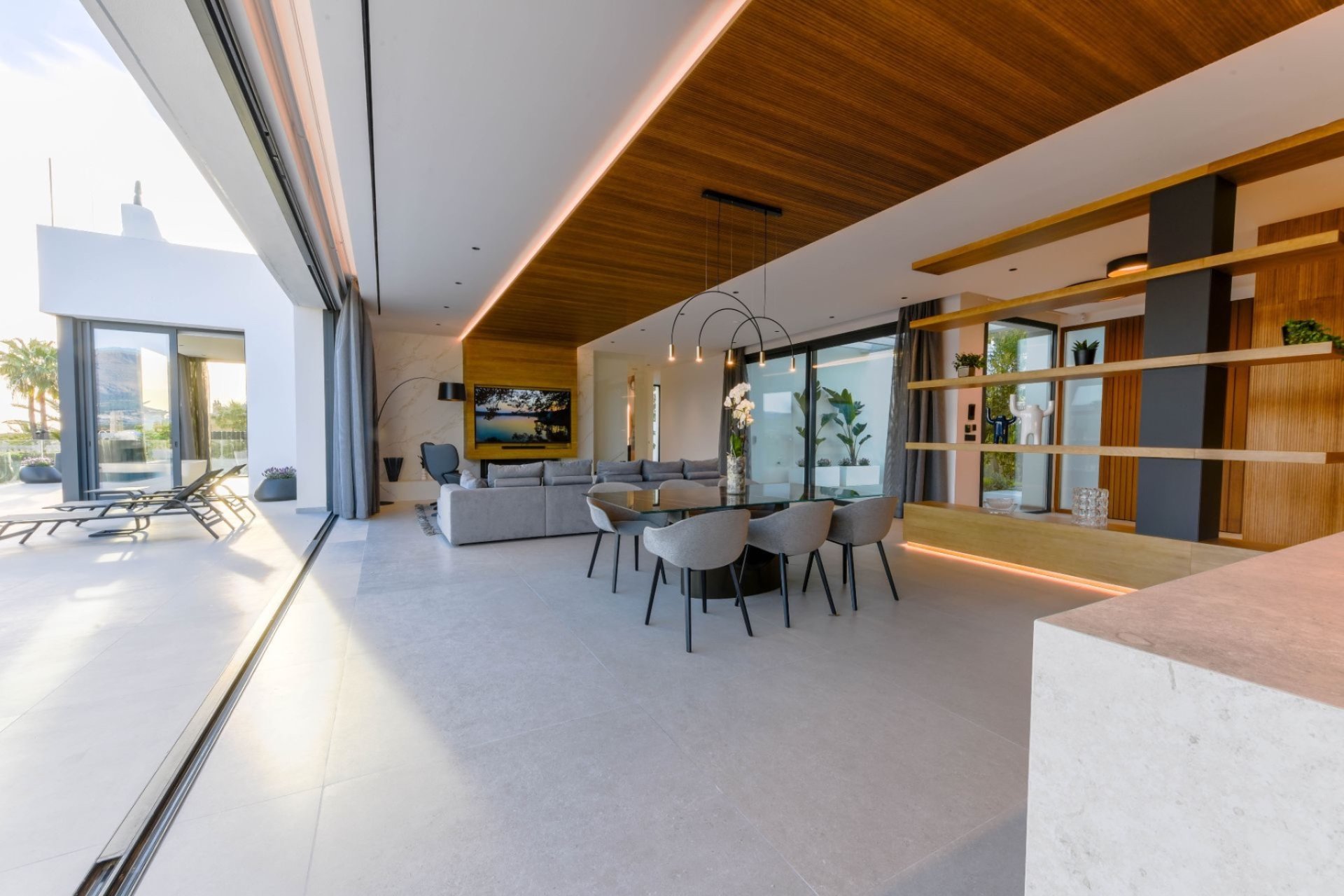 New Build -  Chalet / Villa -
Albir