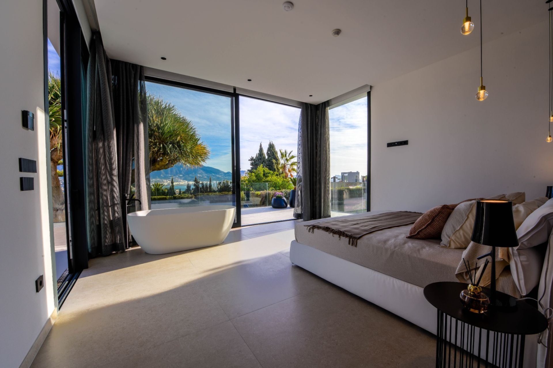 New Build -  Chalet / Villa -
Albir