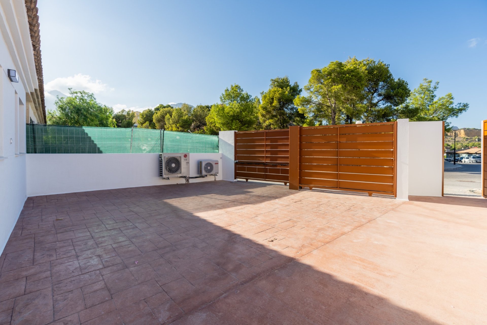 Nouvelle construction - Maison mitoyenne -
La Nucía