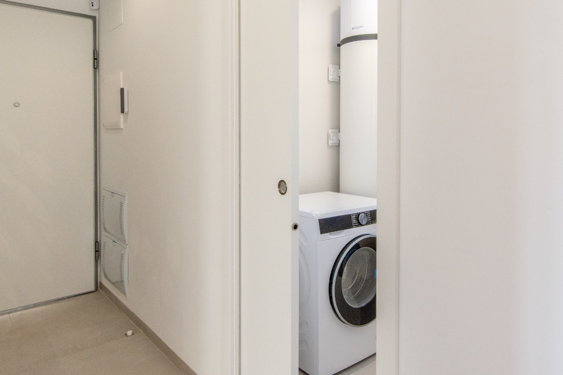 Obra nueva - Apartamento / Piso -
Finestrat