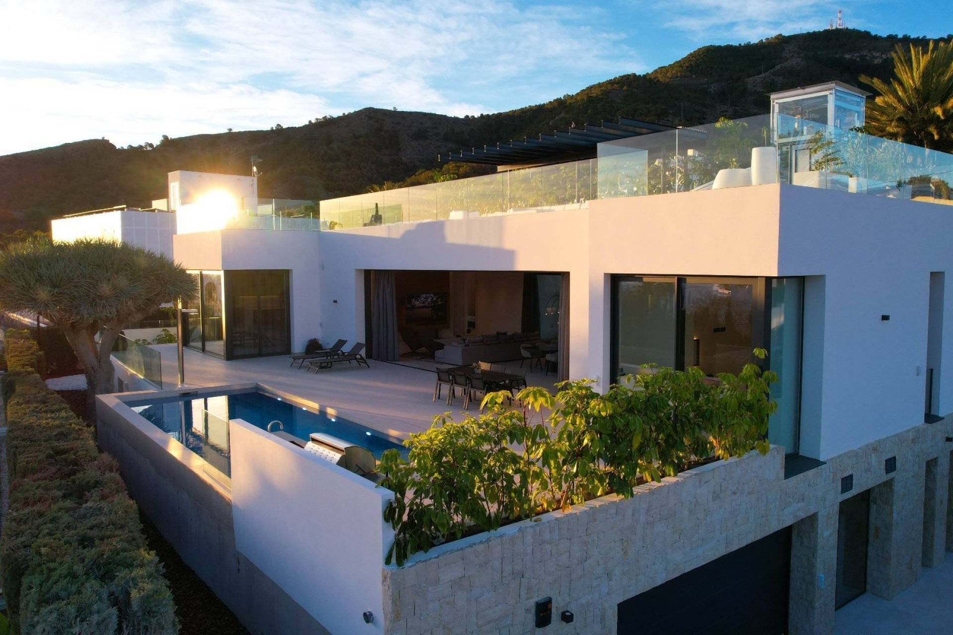 Obra nueva - Chalet -
Albir