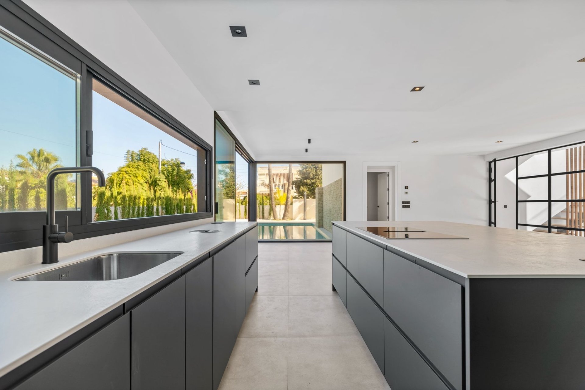 Obra nueva - Chalet / Villa  -
Albir