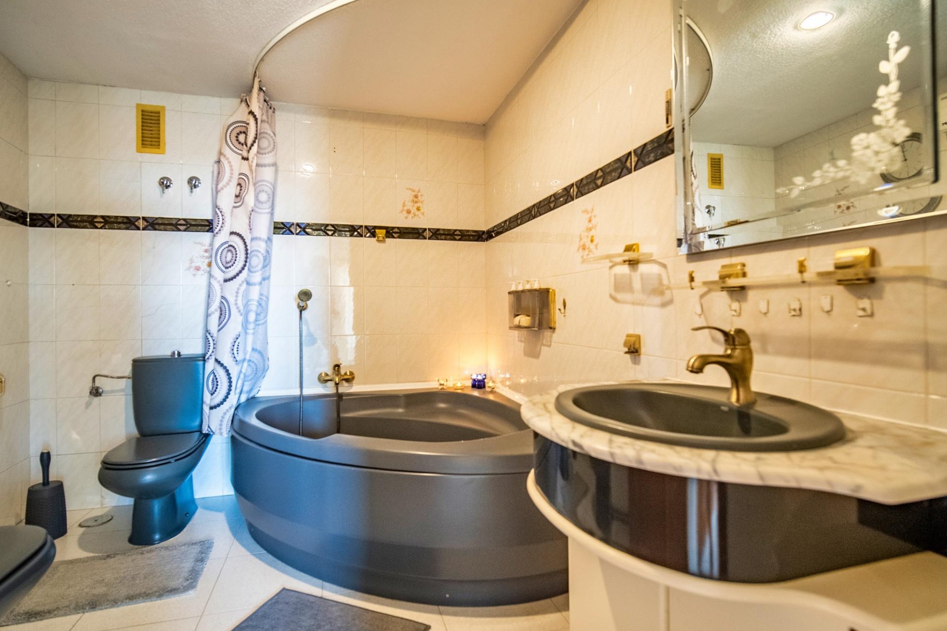 Resale - Apartment -
Alfaz del Pi - Alfas del Pí