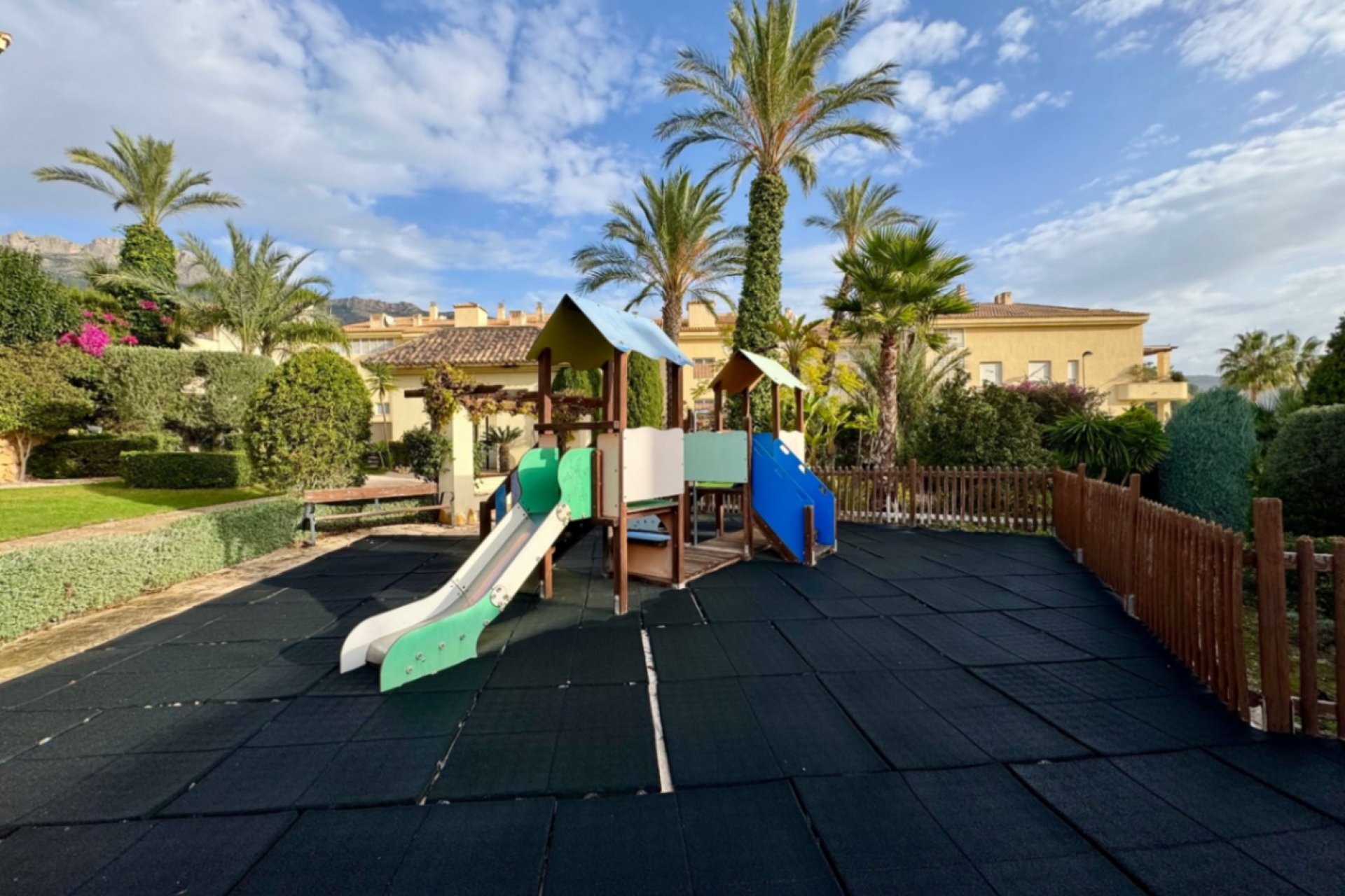 Resale - apartment -
Altea - Mascarat