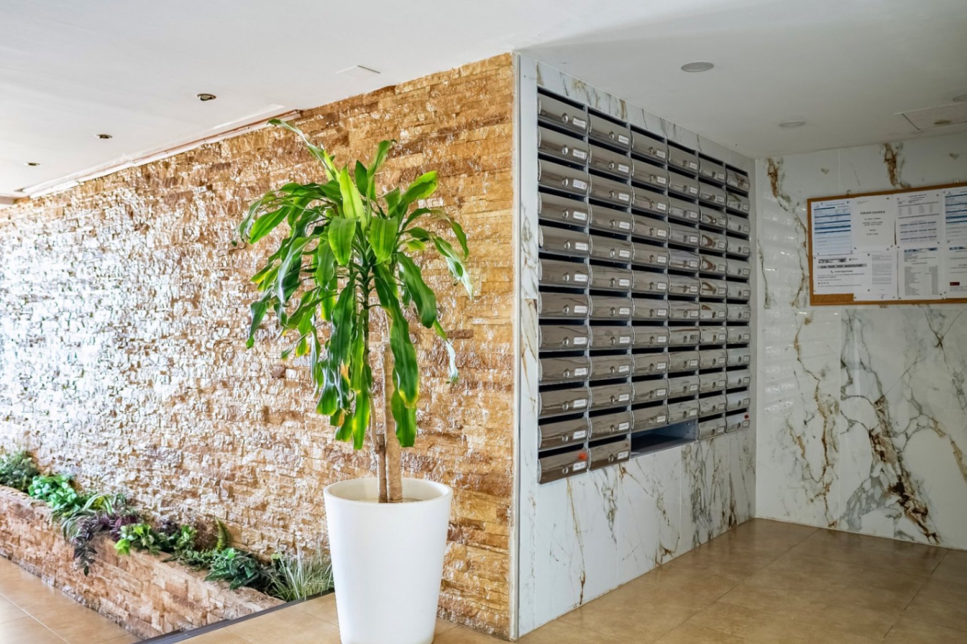 Resale - Apartment -
Benidorm - Playa de Poniente