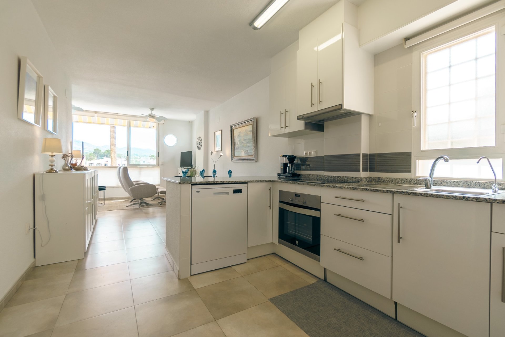 Resale - Apartment / Flat -
Albir