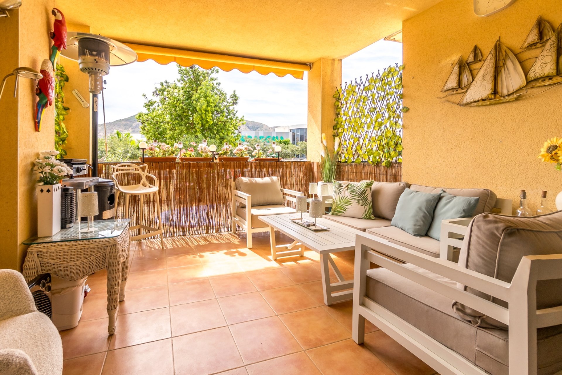 Resale - Apartment / Flat -
Albir