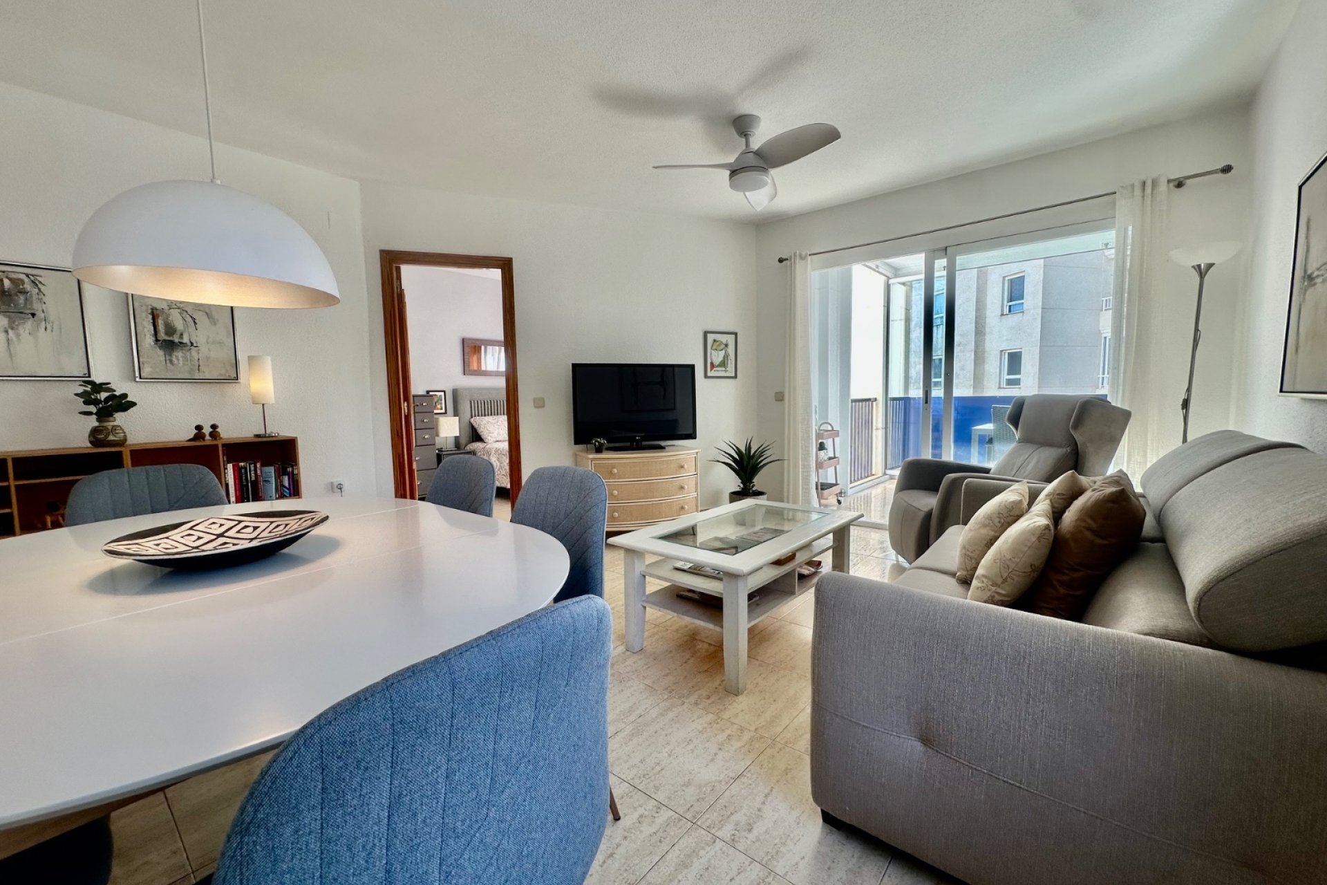 Resale - Apartment / Flat -
Albir