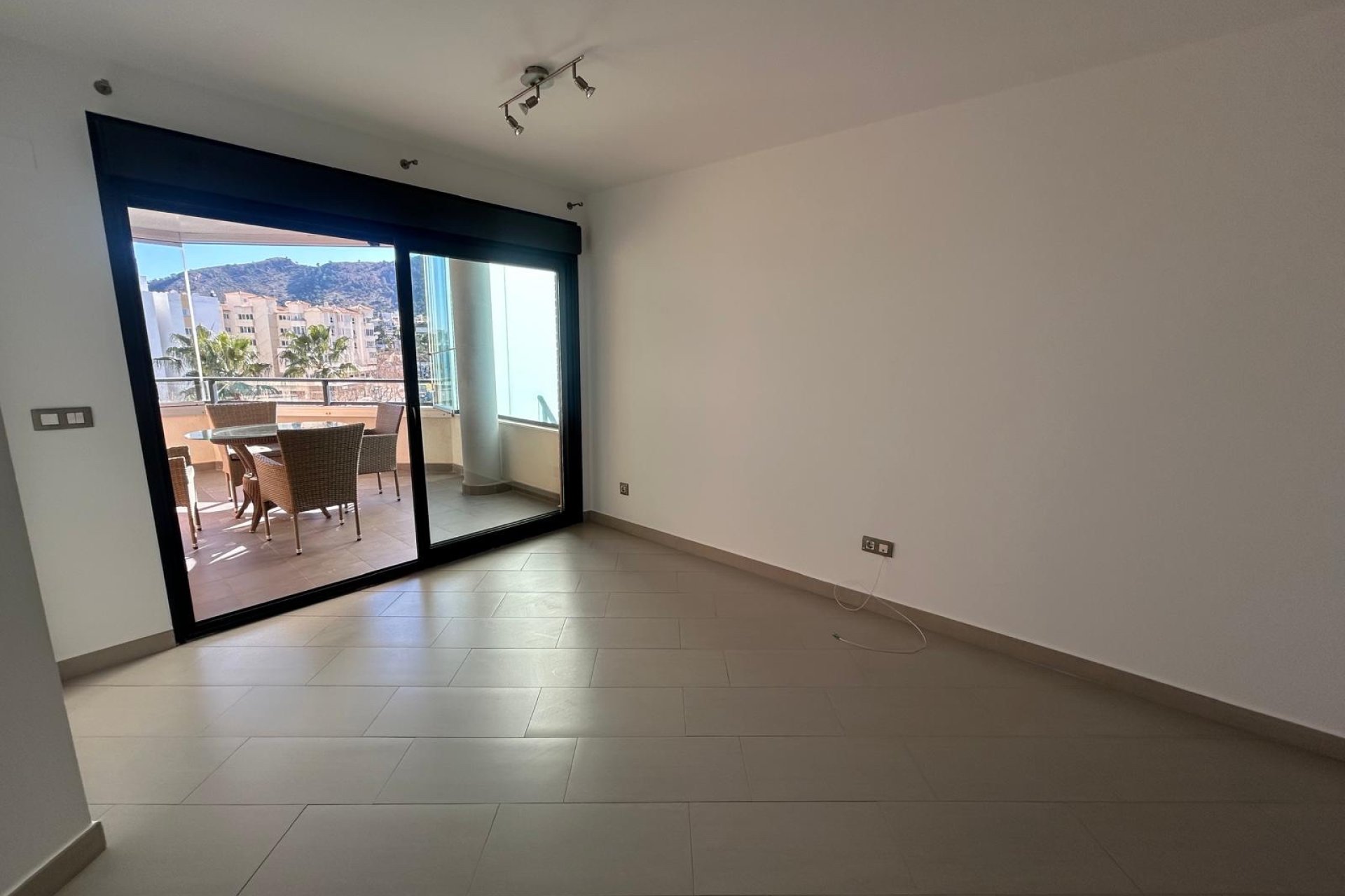 Resale - Apartment / flat -
Albir