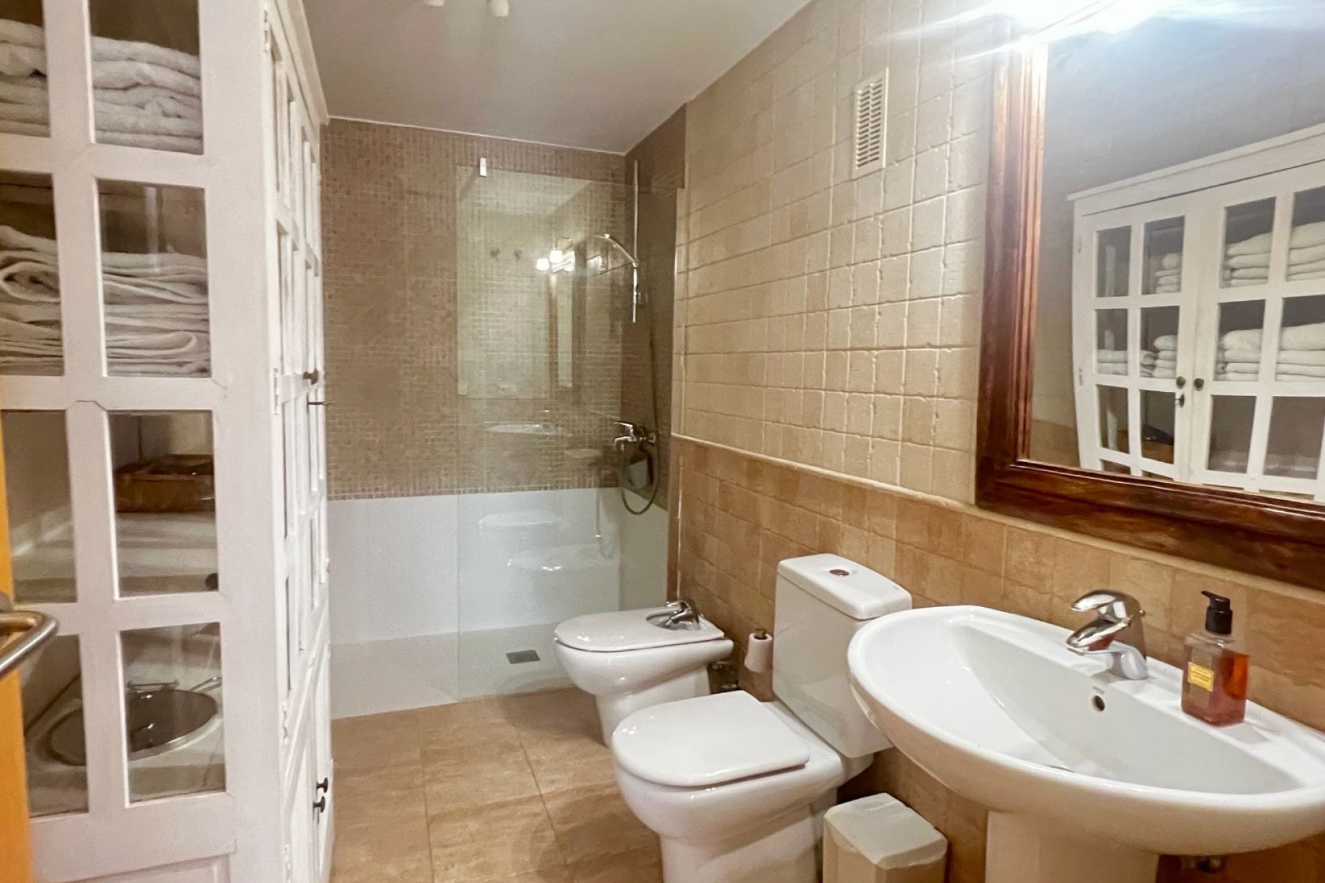 Resale - Apartment / Flat -
Albir