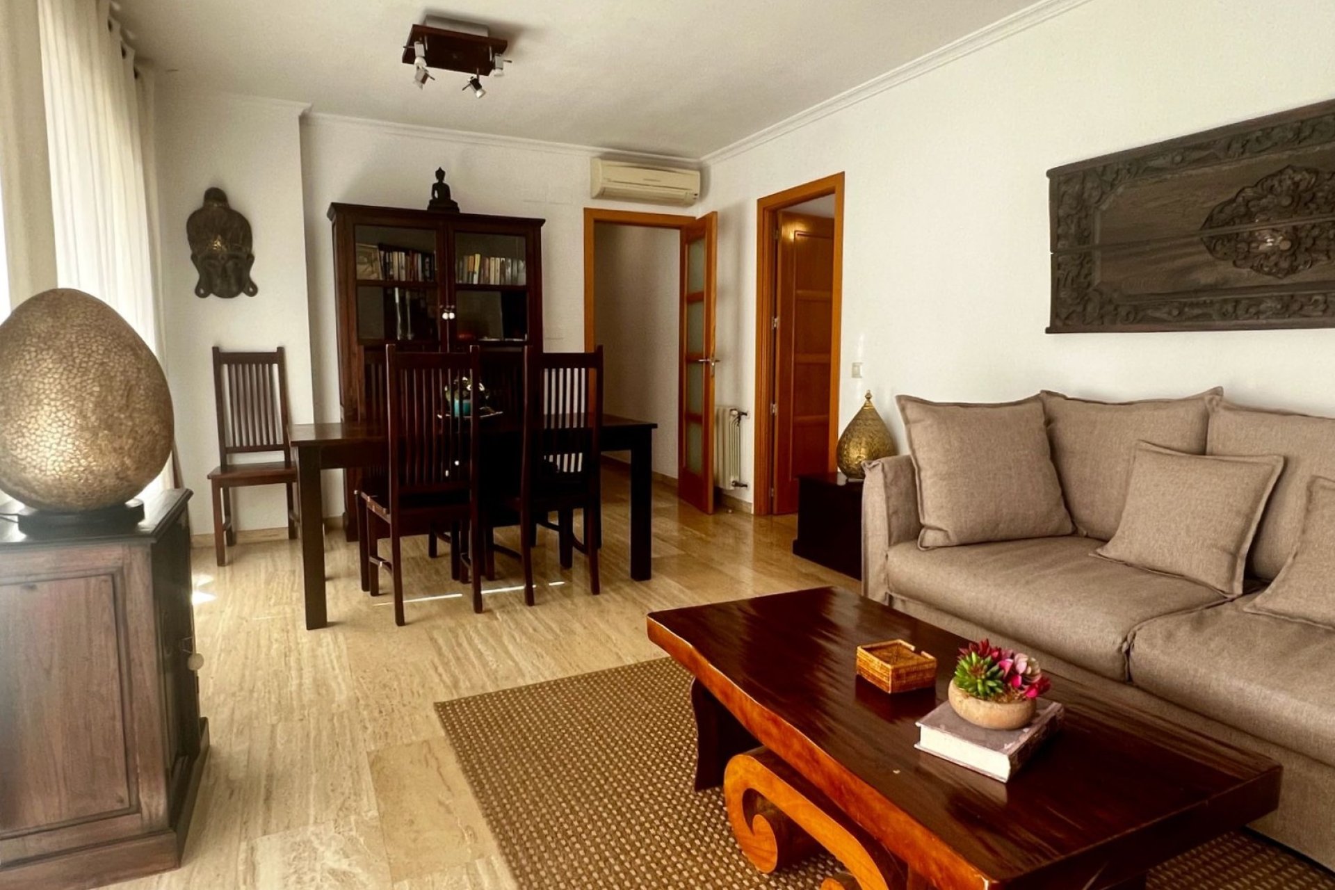 Resale - Apartment / Flat -
Albir