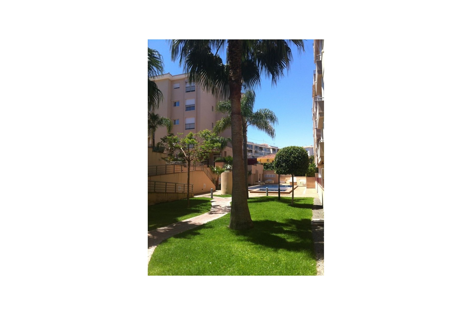 Resale - Apartment / Flat -
Albir