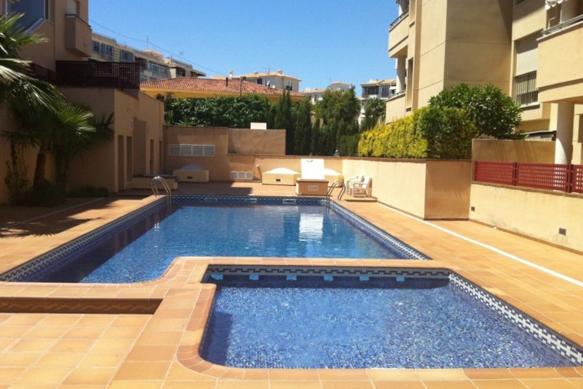 Resale - Apartment / Flat -
Albir