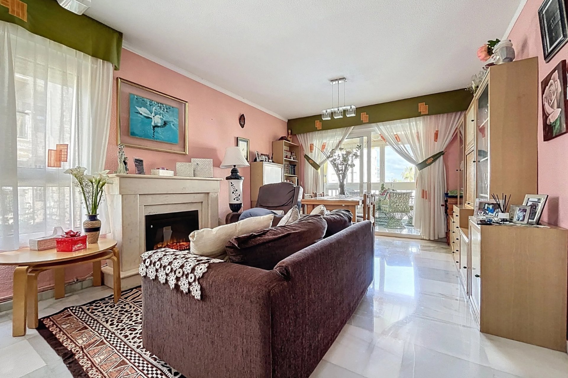 Resale - Apartment / Flat -
Albir