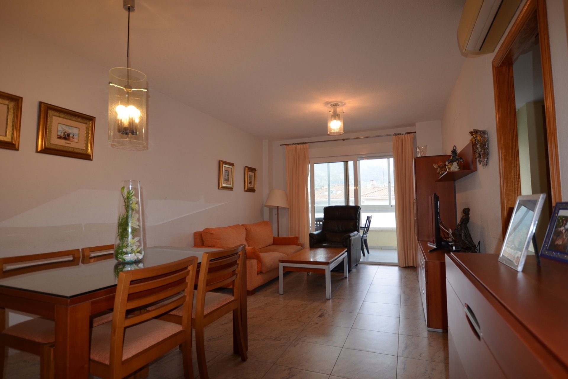 Resale - Apartment / Flat -
Albir