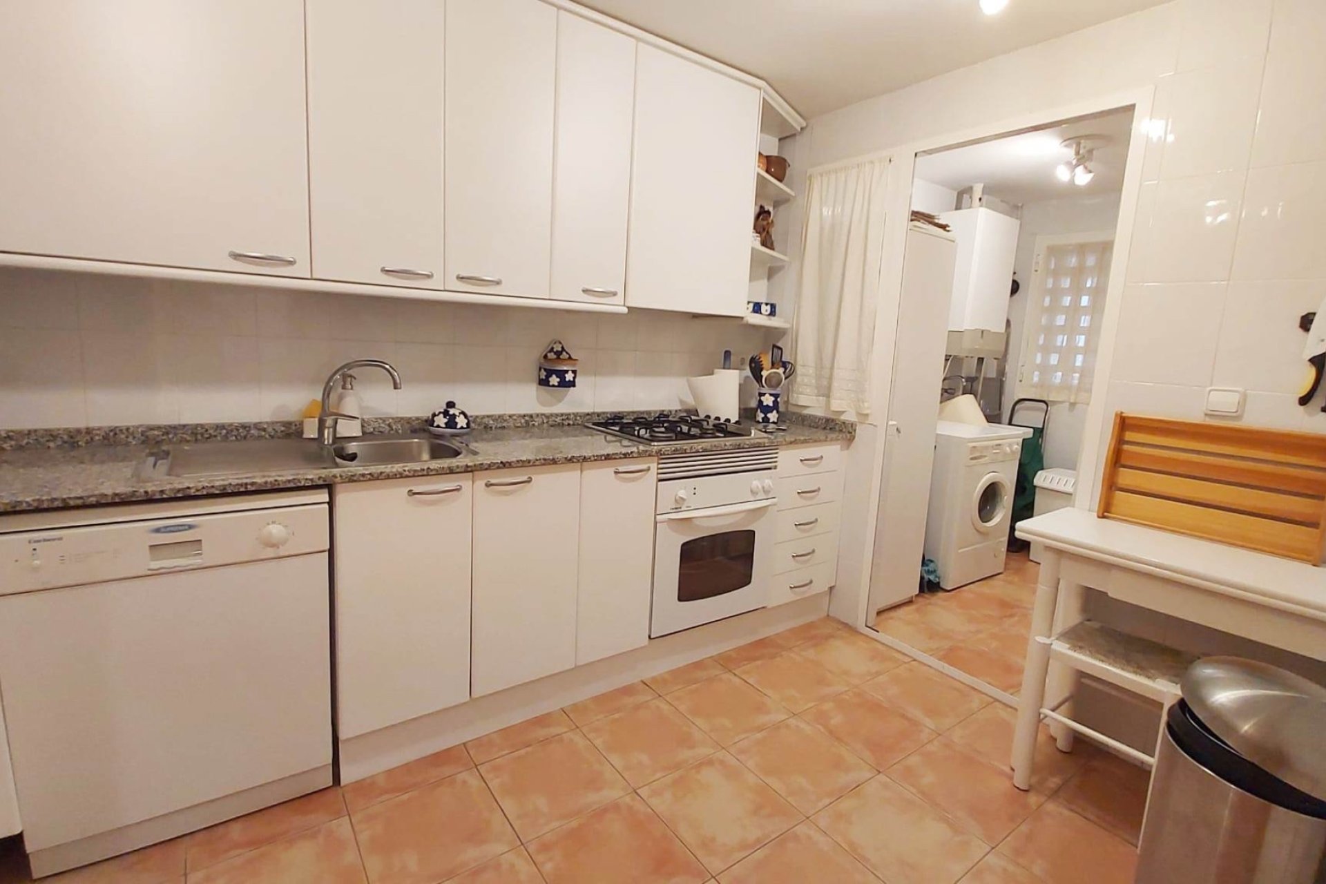 Resale - Apartment / flat -
Albir