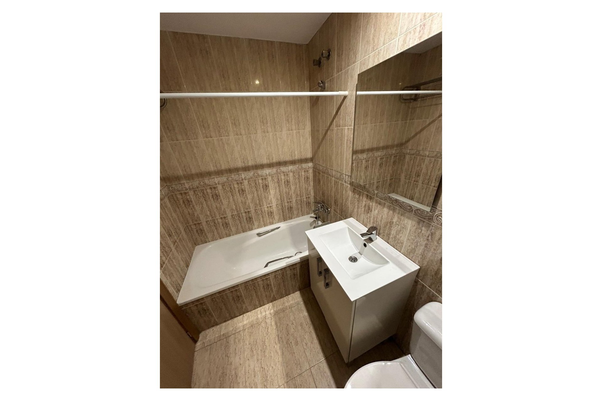 Resale - Apartment / flat -
Alfaz del Pi - Alfas del Pí