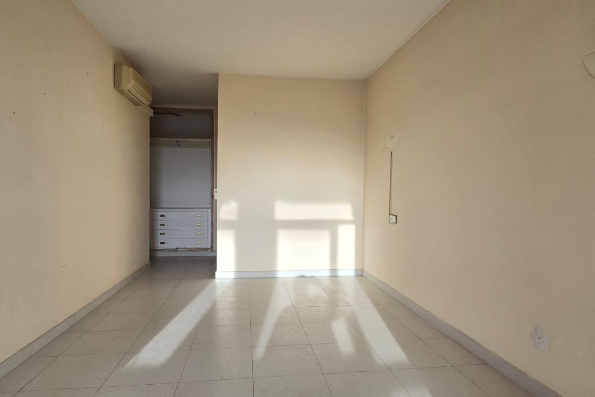 Resale - Apartment / flat -
Alfaz del Pi - Alfas del Pí